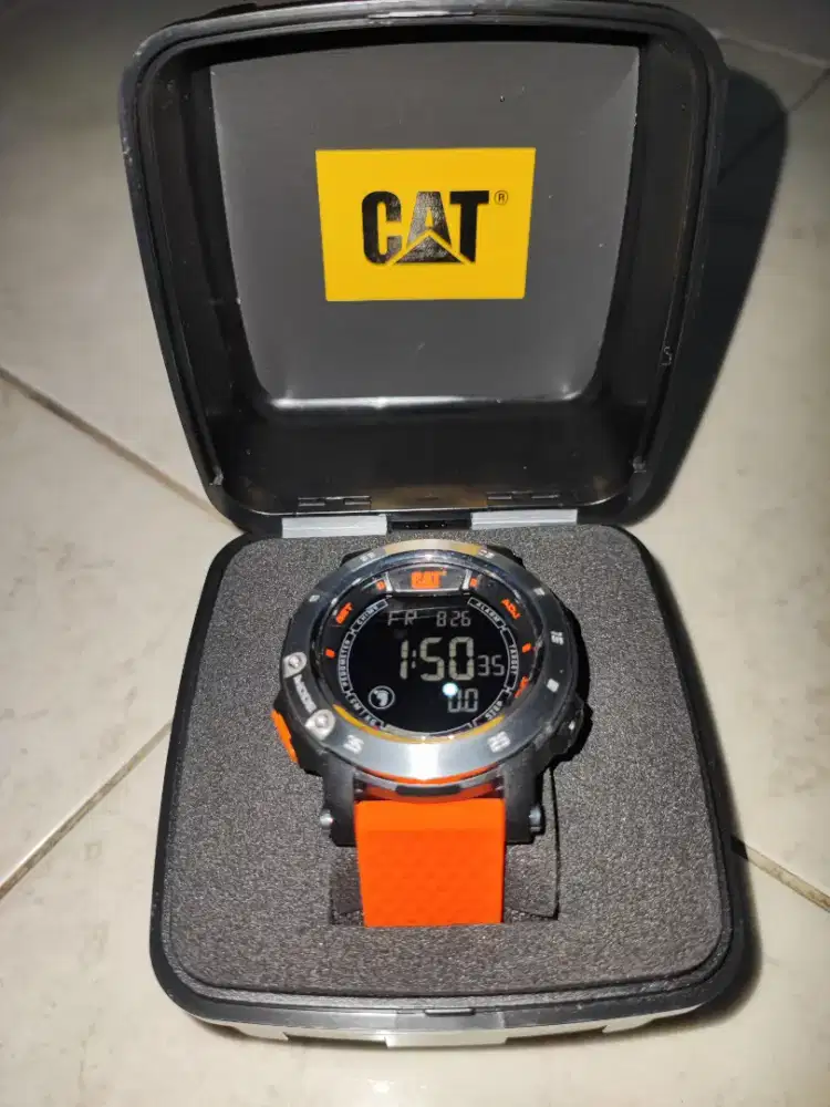 JAM TANGAN DIGITAL CATERPILAR