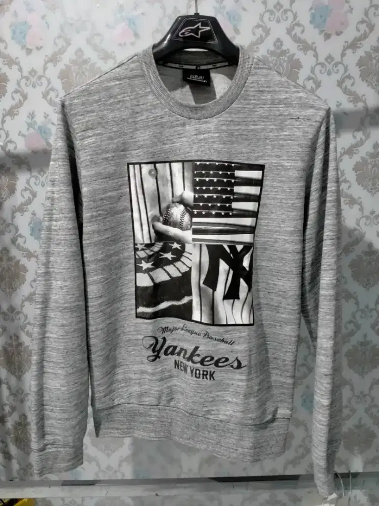 Crew Neck MLB Yankees preloved