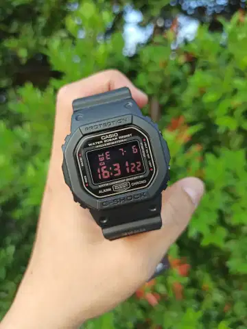 Dw 5600 online military