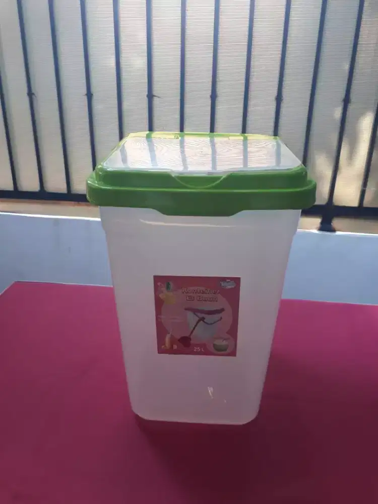 Tempat air 2 Kontainer 25 Lt