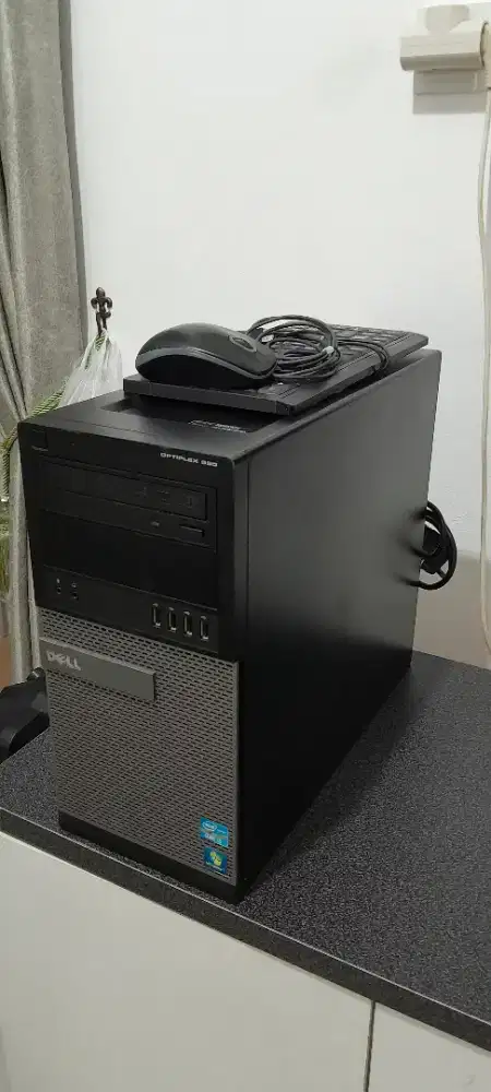 Paket CPU Desktop Dell Optiplex 990