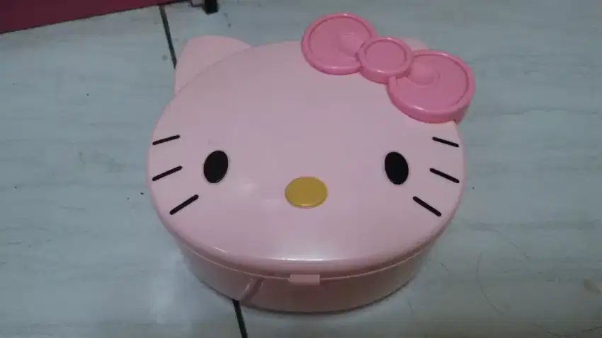 Music box hello kitty