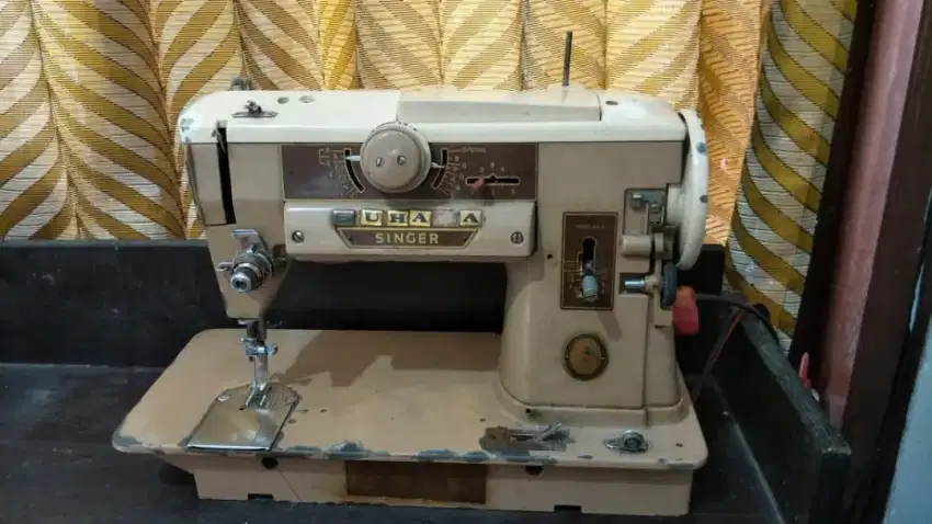 Mesin Jahit Merk Singer Model Kuno