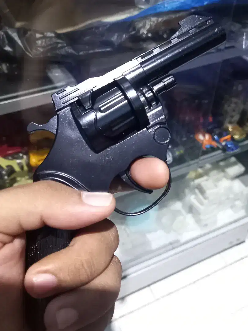 Toy pistol besi berlubang doblis dompis ring caps karet