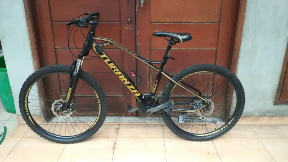 Turanza Generasi Awal