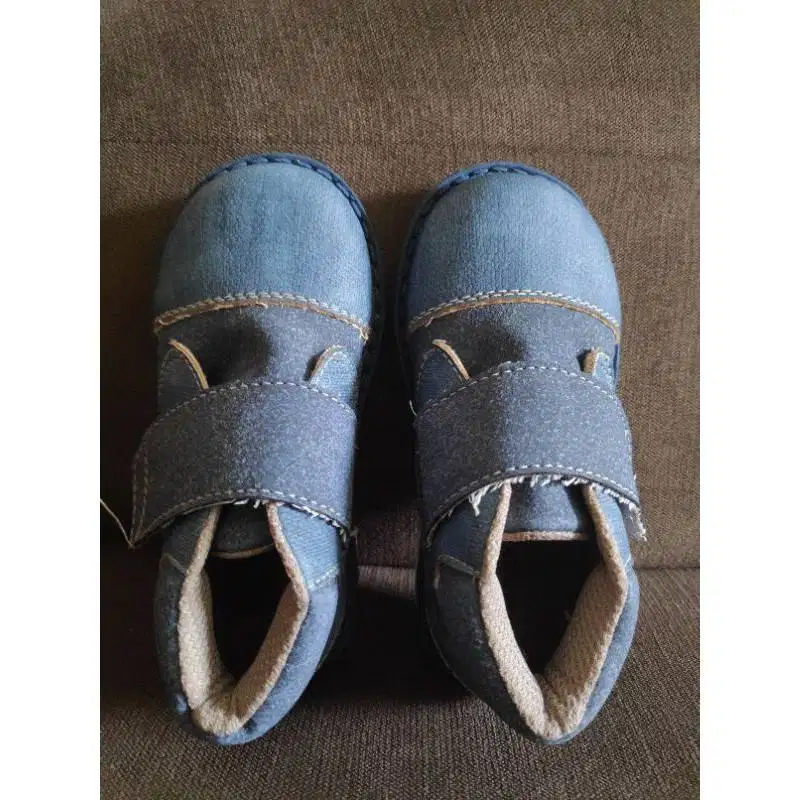 Sepatu Bayi/Anak Yongkidz ORIGINAL Usia 1-2 th - Preloved