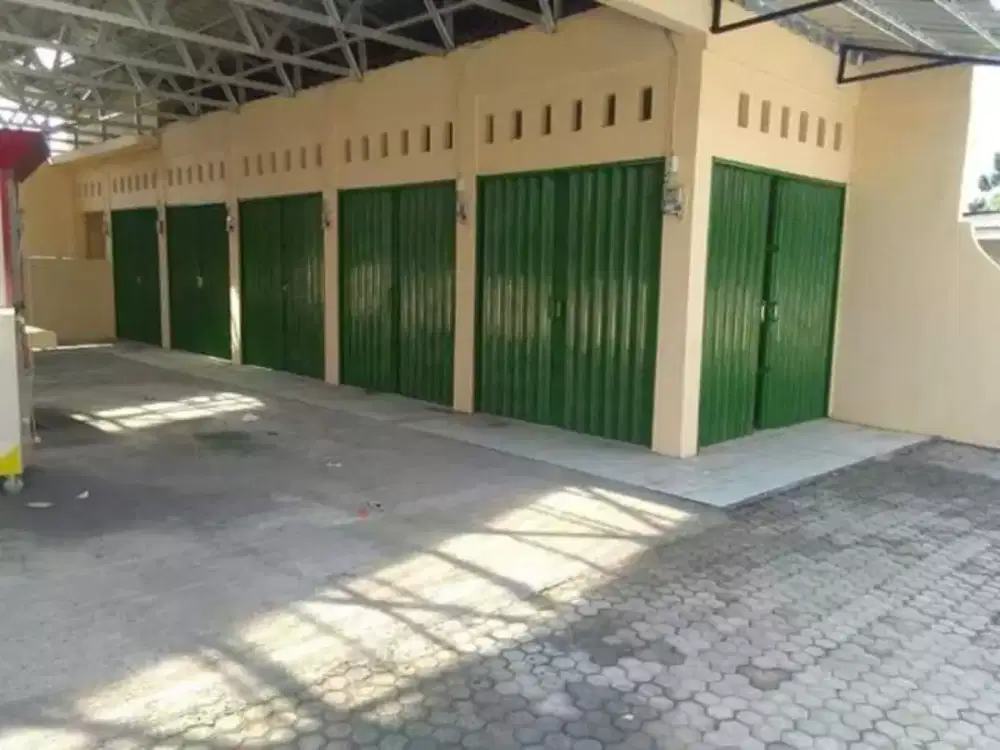 Folding gate dan rolling door