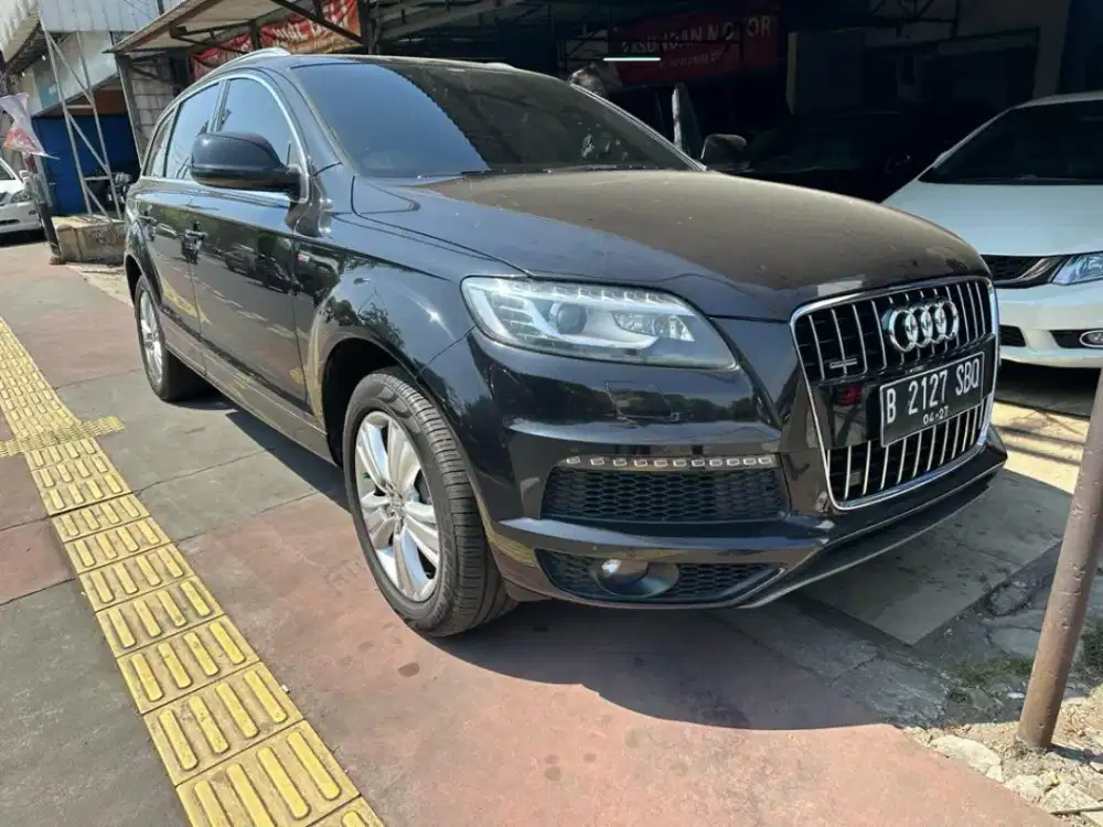 Audi Q7 th 2011 AT siap pakai pajak on