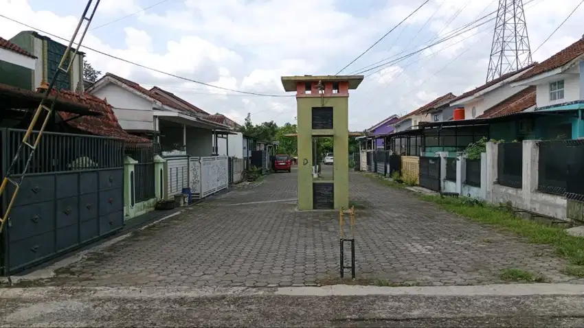Perumahan Bobosan Purwokerto Utara Dekat Stasiun, Kuliner, Kampus
