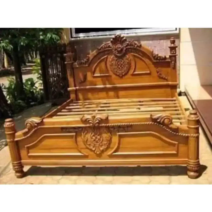 Tempat tidur Dipan ukir mutiara jati