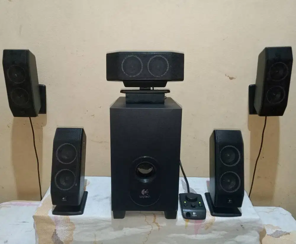 Surround Sound Speaker LOGITECH X540, Suara NgeBASS, Bisa Matrix Mode.