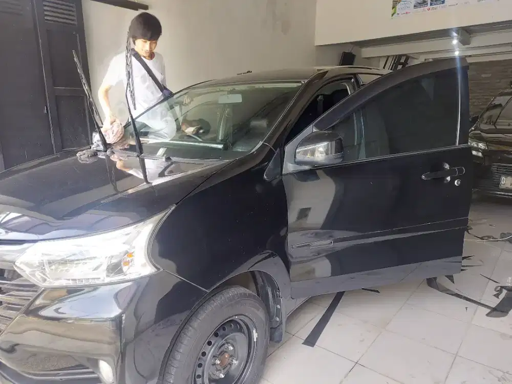 teknisi kaca film mobil panggilan