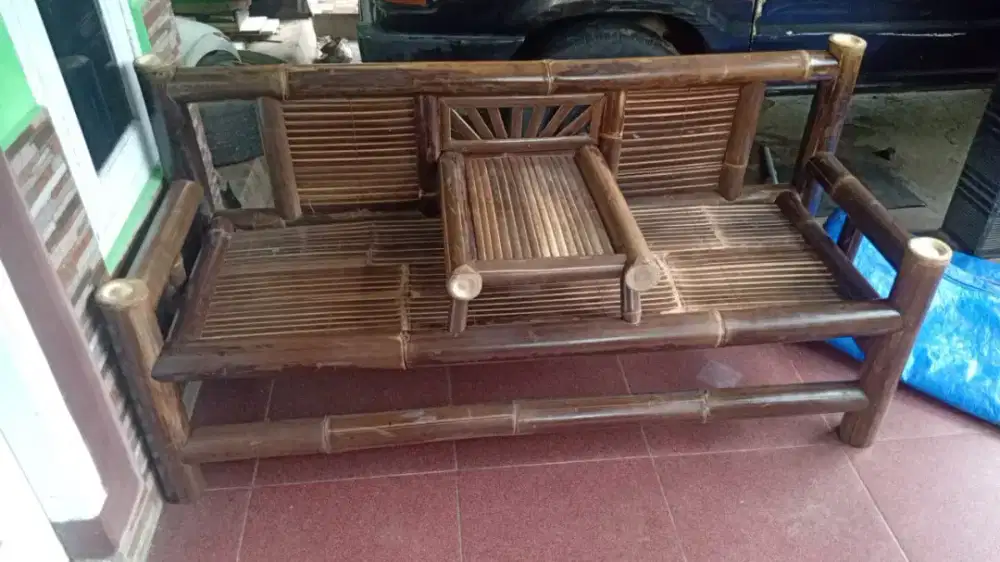 Kursi set bambu hitam full vernis