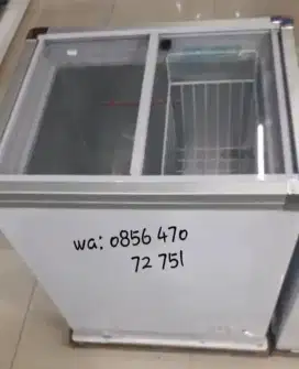 Freezer Box Gea Tutup Kaca SD100