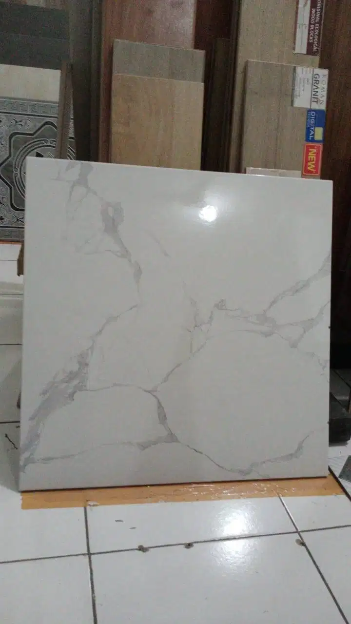 Keramik Ikad 50x50