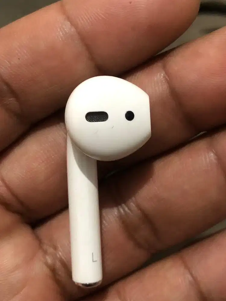 Apple Airpods 2nd Left Eerpiece
