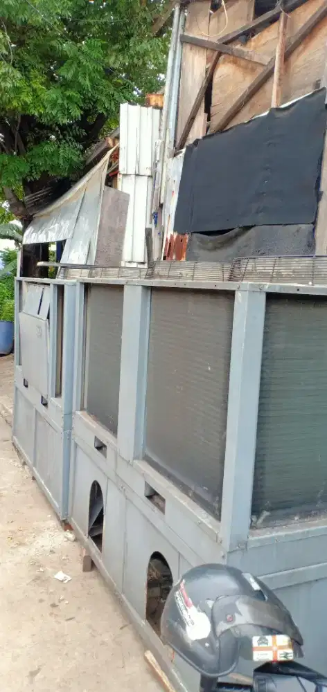 Di cari AC chiler atau sentral yg bekas atau mati siap ambil ke lokasi