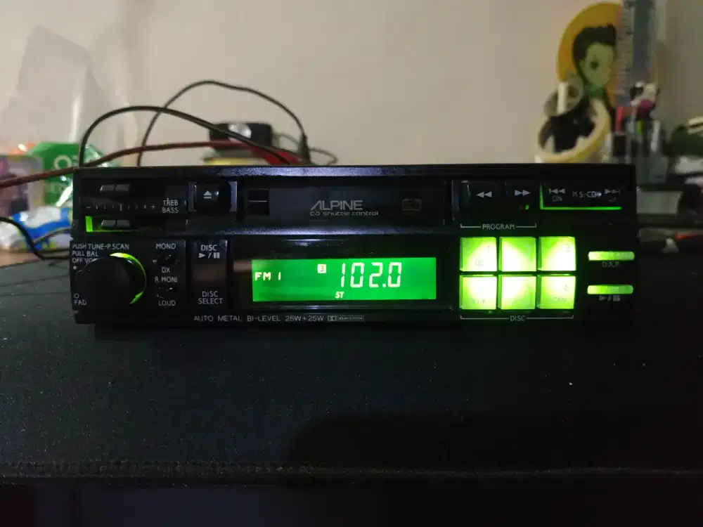 Becker Roadstar Blaupunkt Fujitsu Clarion Classic car stereo
