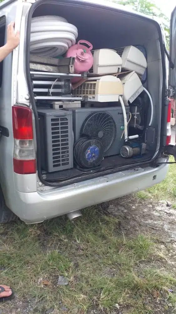 Terima Jual beli AC bekas dan barang elektronik lainnya