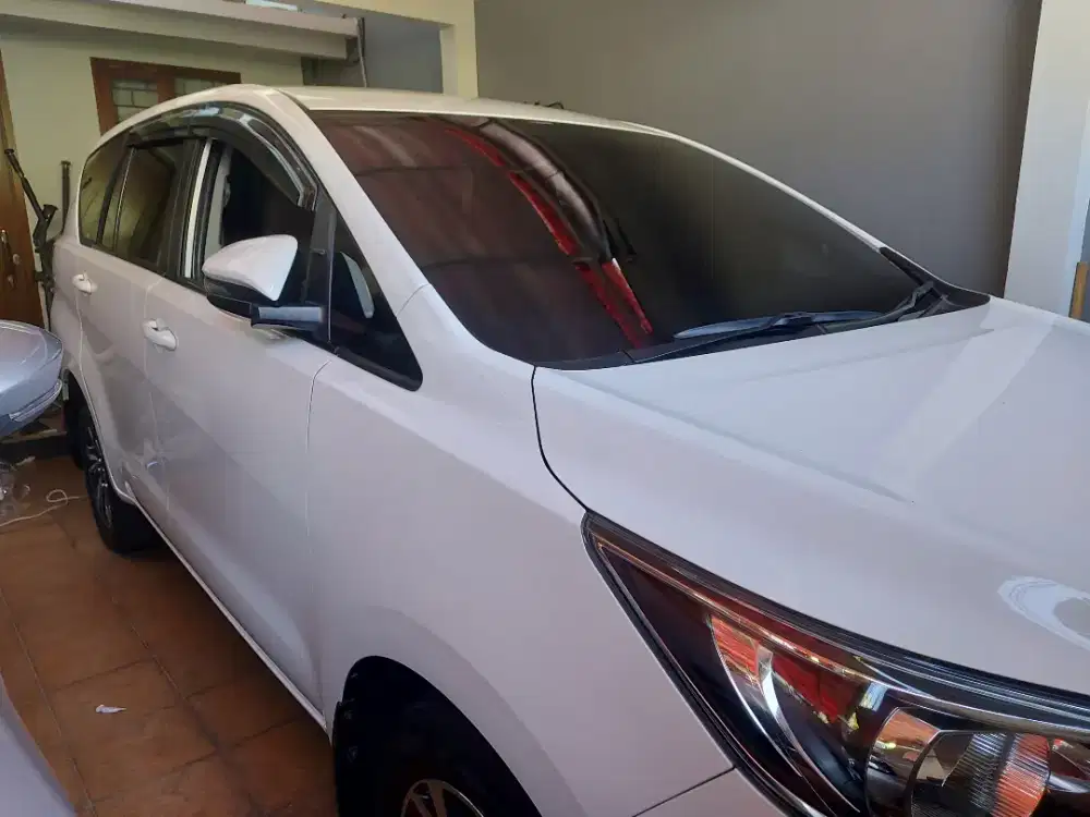 kaca film mobil menambah privasi