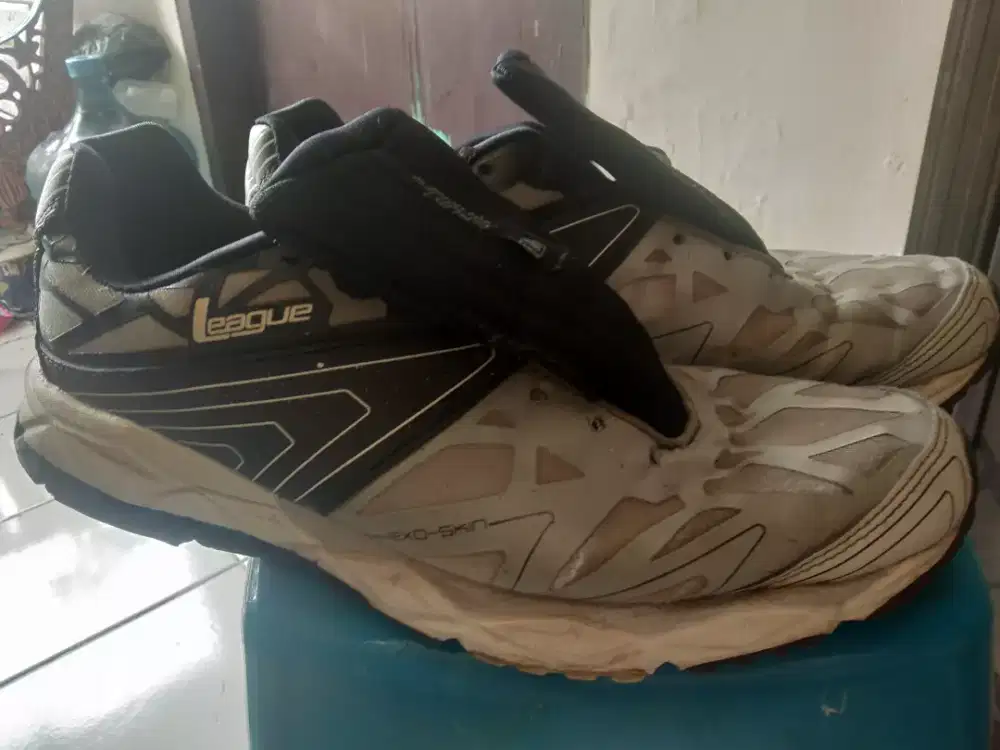 Leaque ghost runner size 45