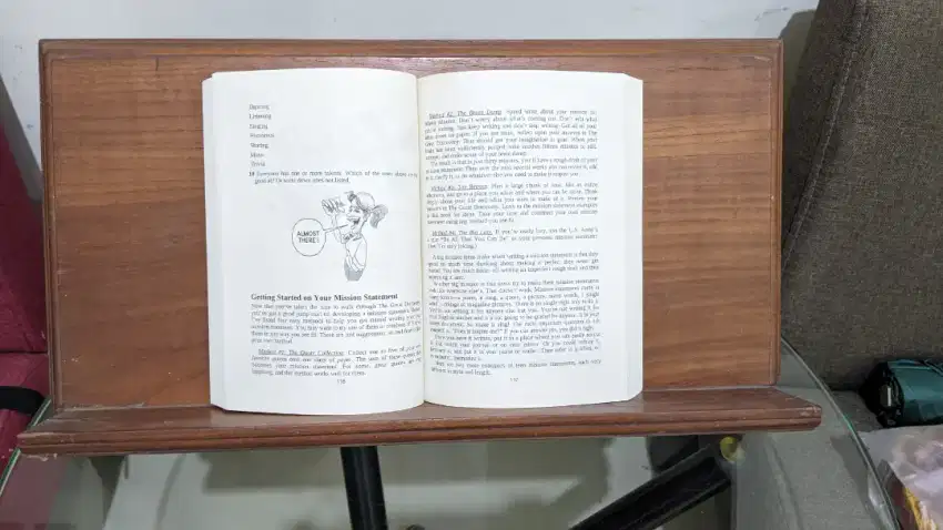 Book Stands Jati Tua