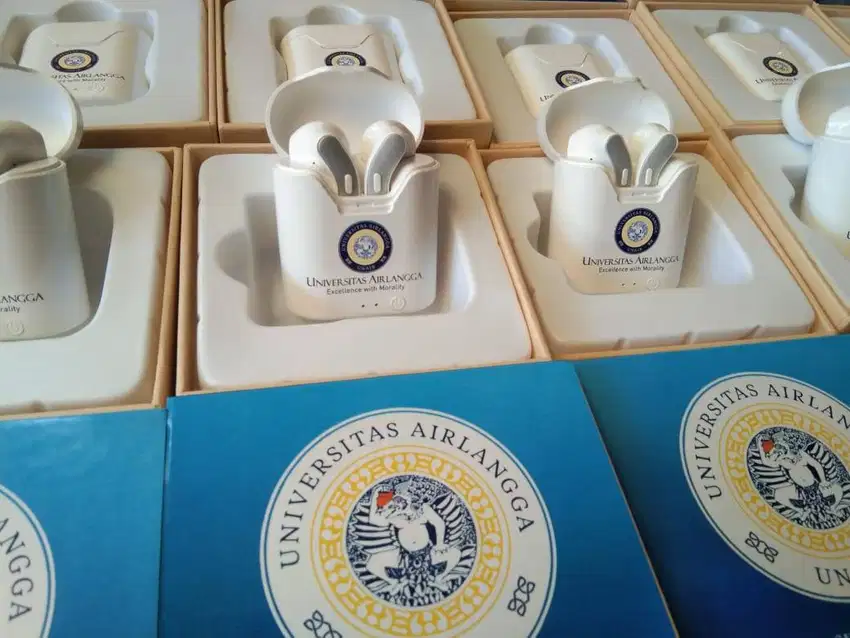 Souvenir Head Set Earphone Wireless TWS GARANSI 1 Tahun Logo Print