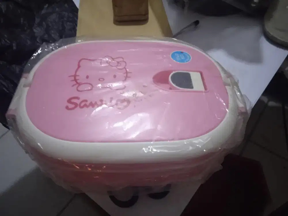 Lunch box hello kitty pink