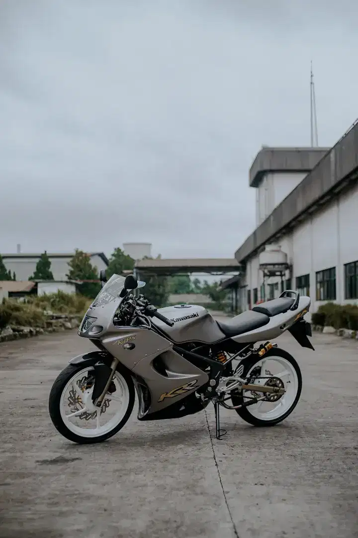 Kawasaki Ninja RR / ninja RR / KRR /CKD