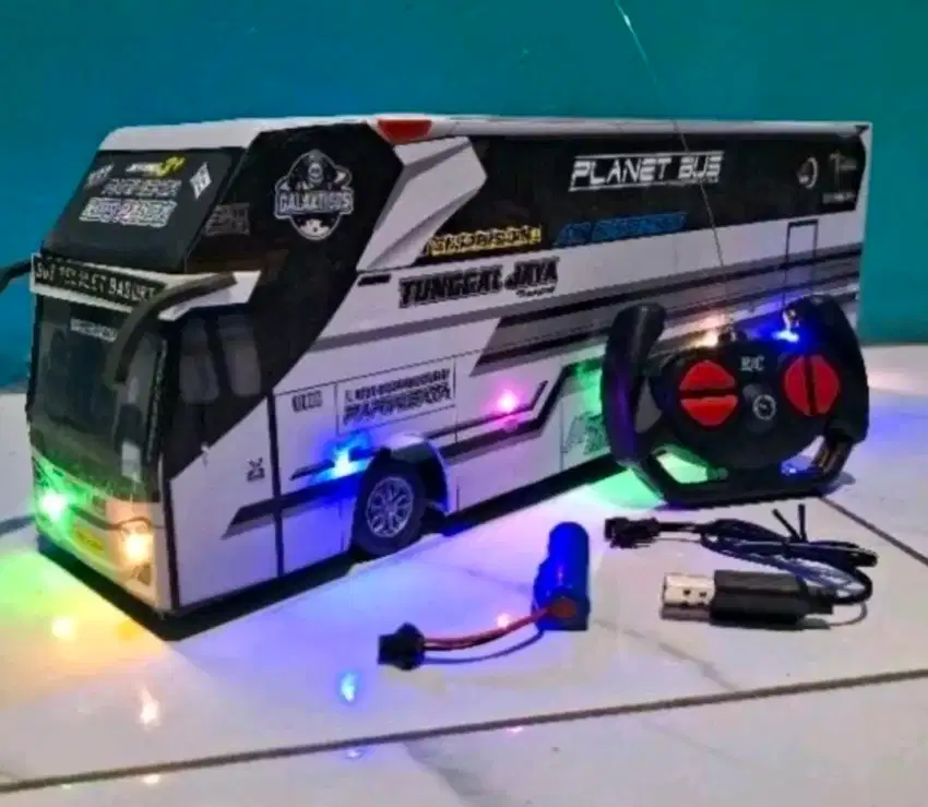 Bus Telolet Basuri Miniature Remote Control + Suara Telolet Full Lampu