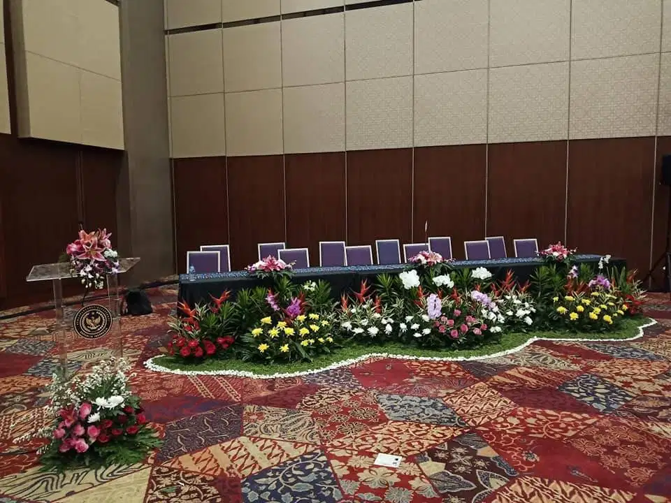 JASA PEMASANGAN / MENYEWAKAN TAMAN PANGGUNG UNTUK EVENT WILAYAH BEKASI