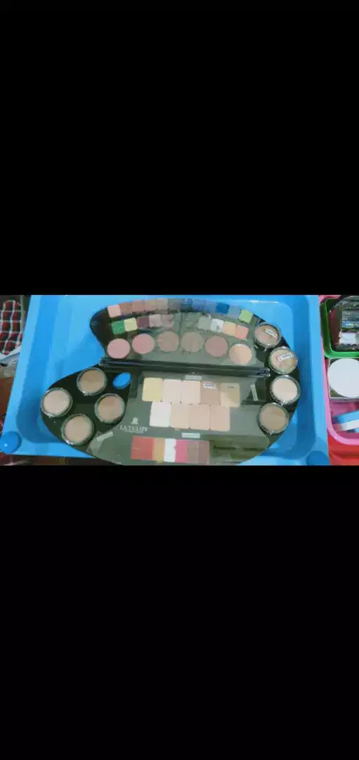 Jual rugi'makeup merk La Tulipe