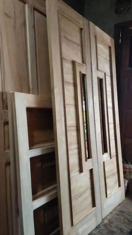 Daun pintu minimalis