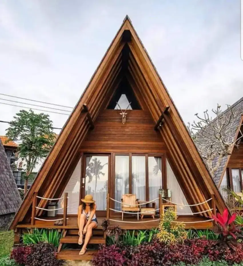 Rumah kayu segitiga,model panggung