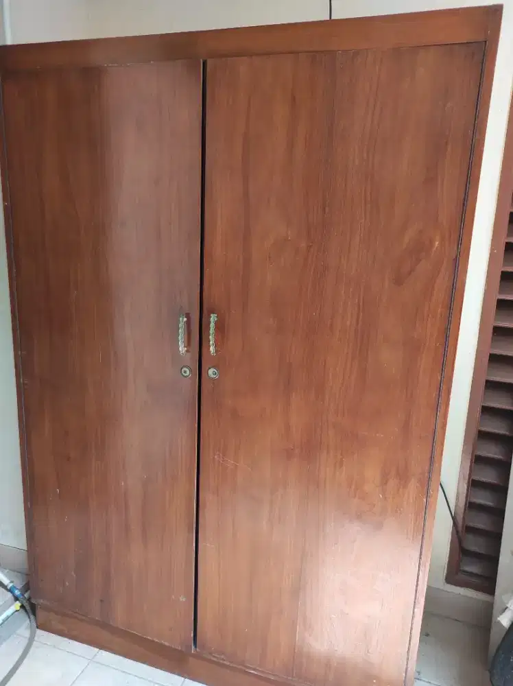 Lemari baju kayu jati asli  2 pintu