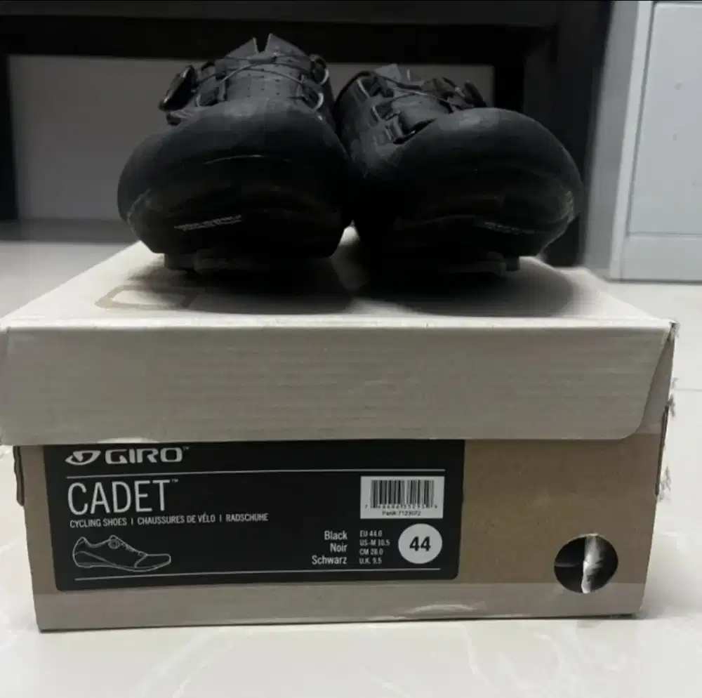 Sepatu cleat online giro