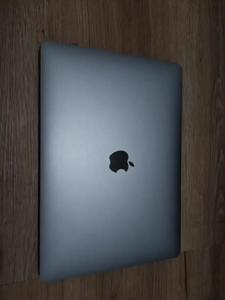 Macbook Pro 2017 256GB RAM 8GB Retina Display 13inch