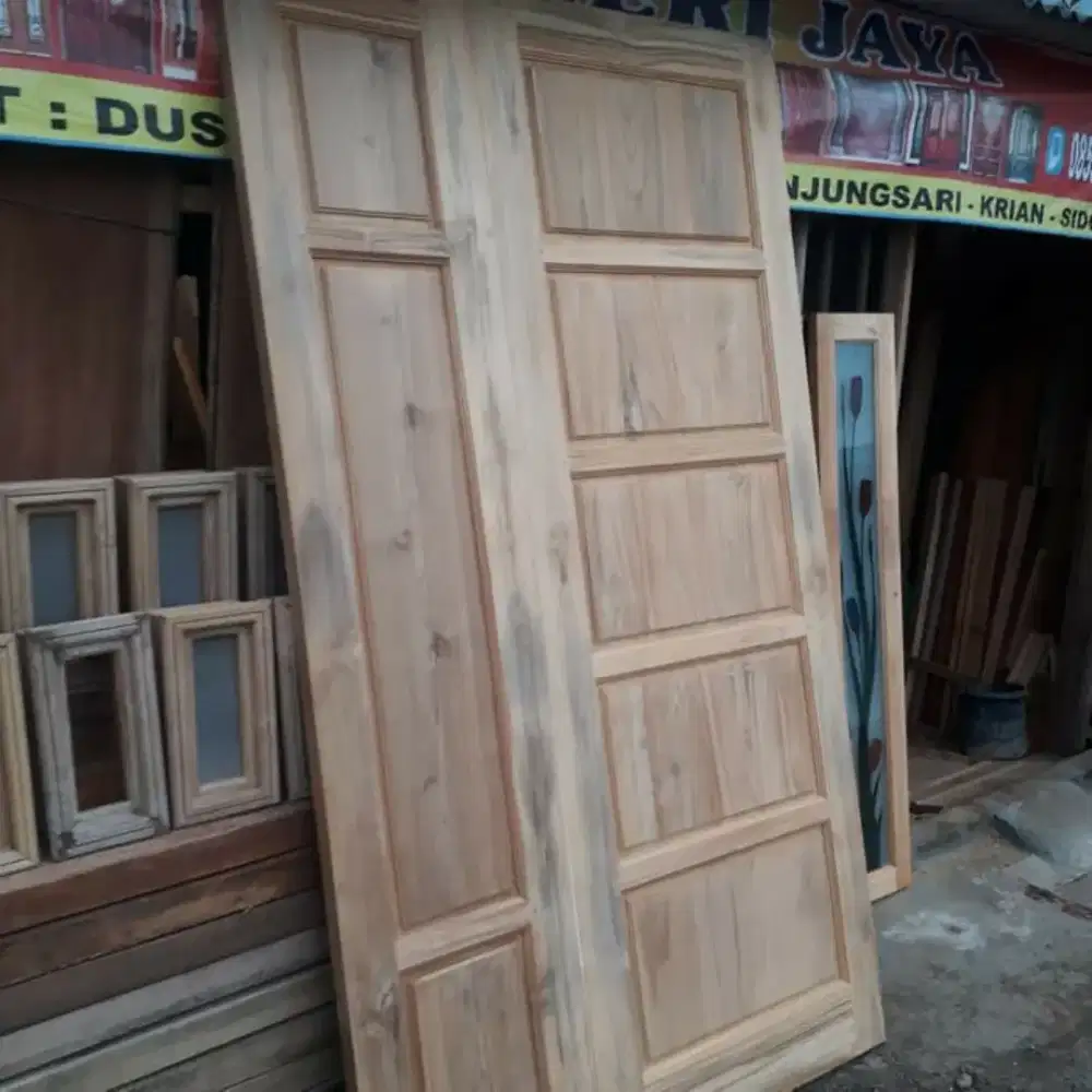 Menerima segala macam daun pintu kusen kamar kusen jendela