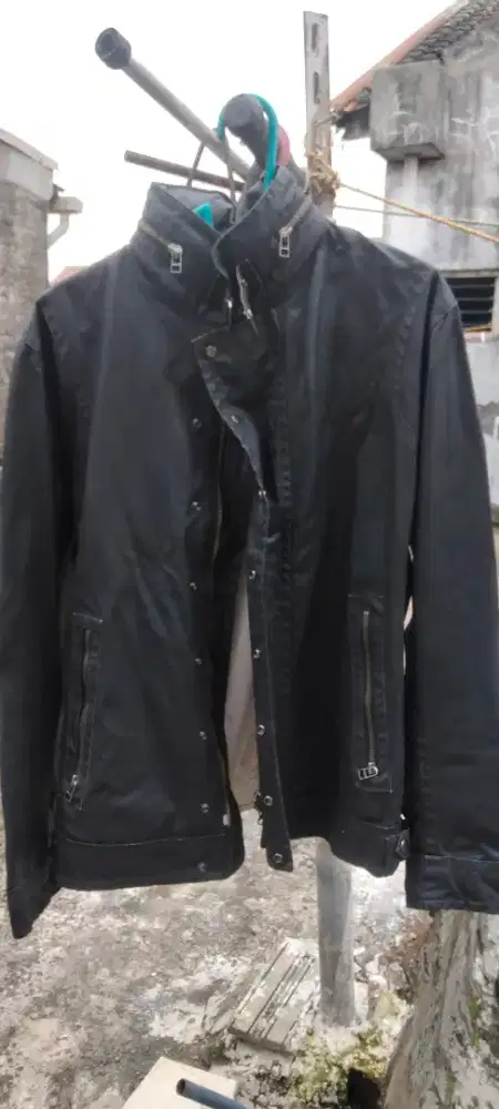 Jaket bomber  masih bagus size L