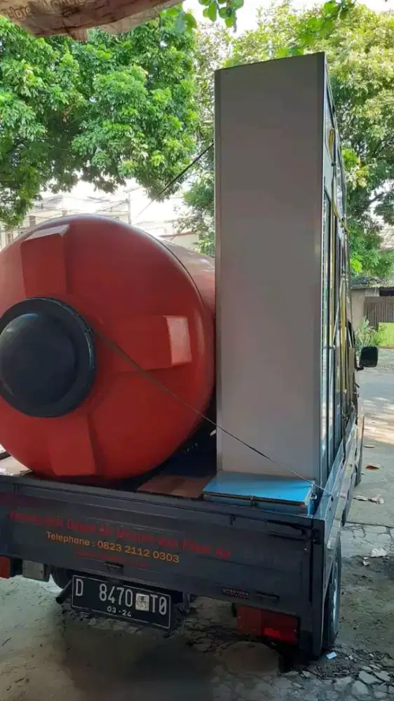 Mesin depot air minum isi ulang