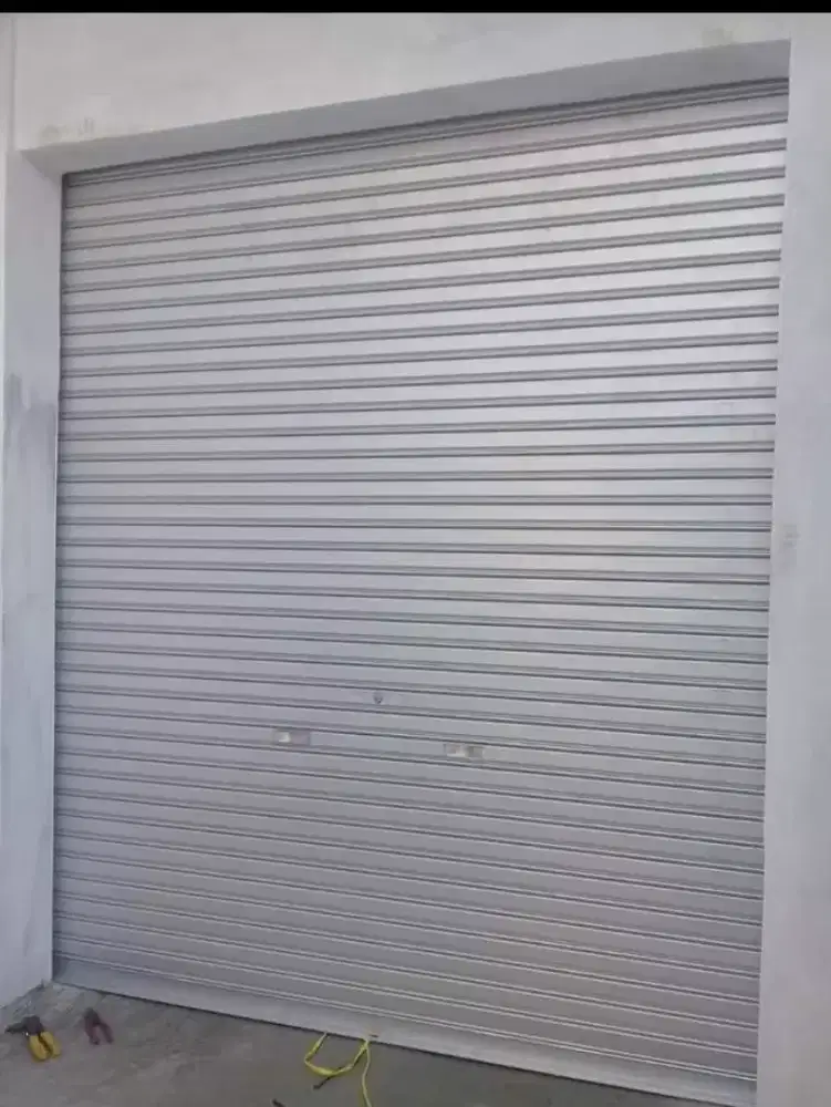 mengerjakan roling dor polding geet servis dll