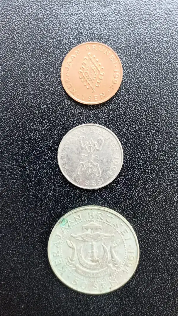 3 Coins Set Kerajaan Brunei tahun sama 1994