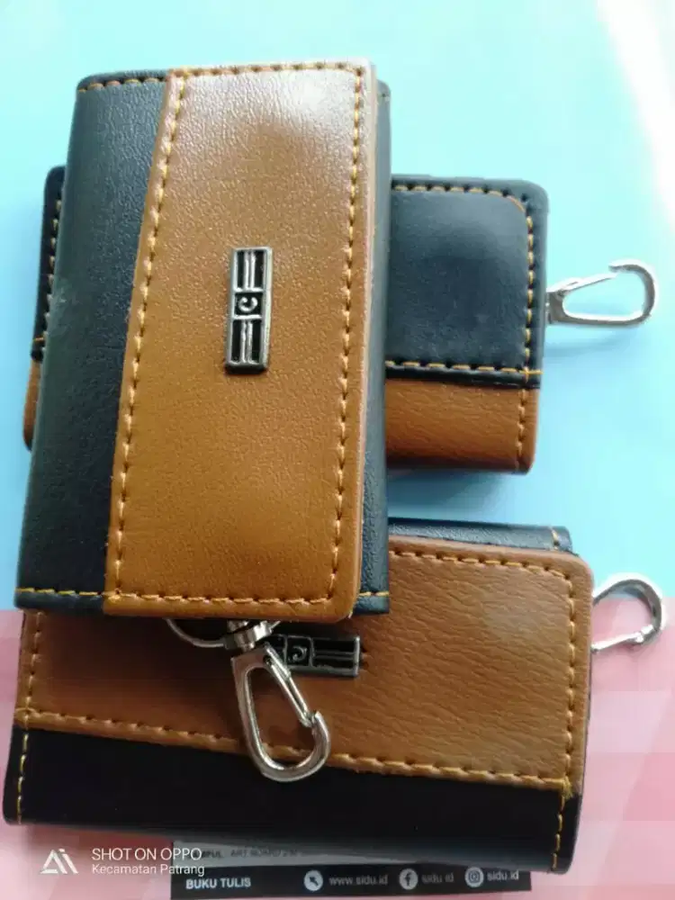 GANTUNGAN KUNCI MOBIL ATAU MOTOR BARU MENARIK.