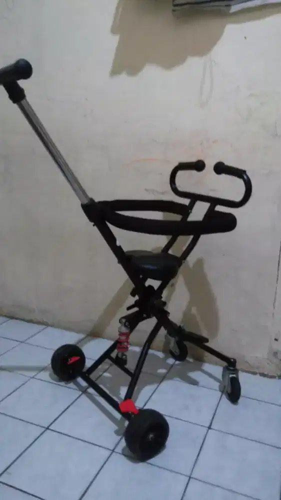 Stroller Lipat Jarang Pakai
