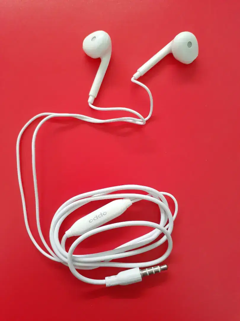 Headset untuk mp3 atau tlp