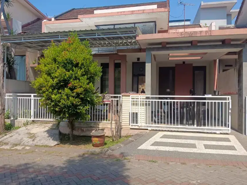 Dijual Rumah di Kawasan Elite Permata Jingga Dekat Brawijaya Suhat