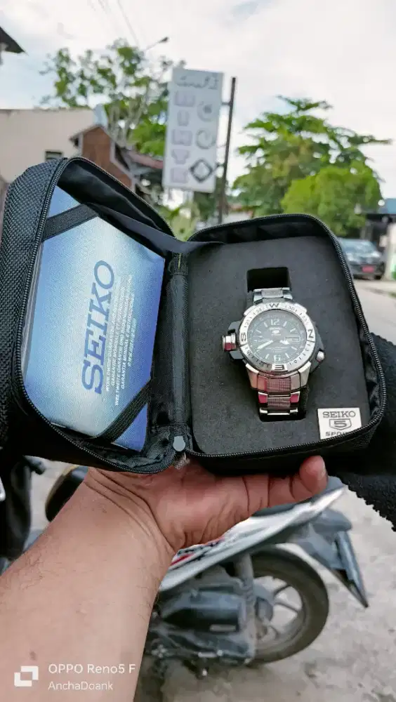 Jam seiko clearance 5 sport original