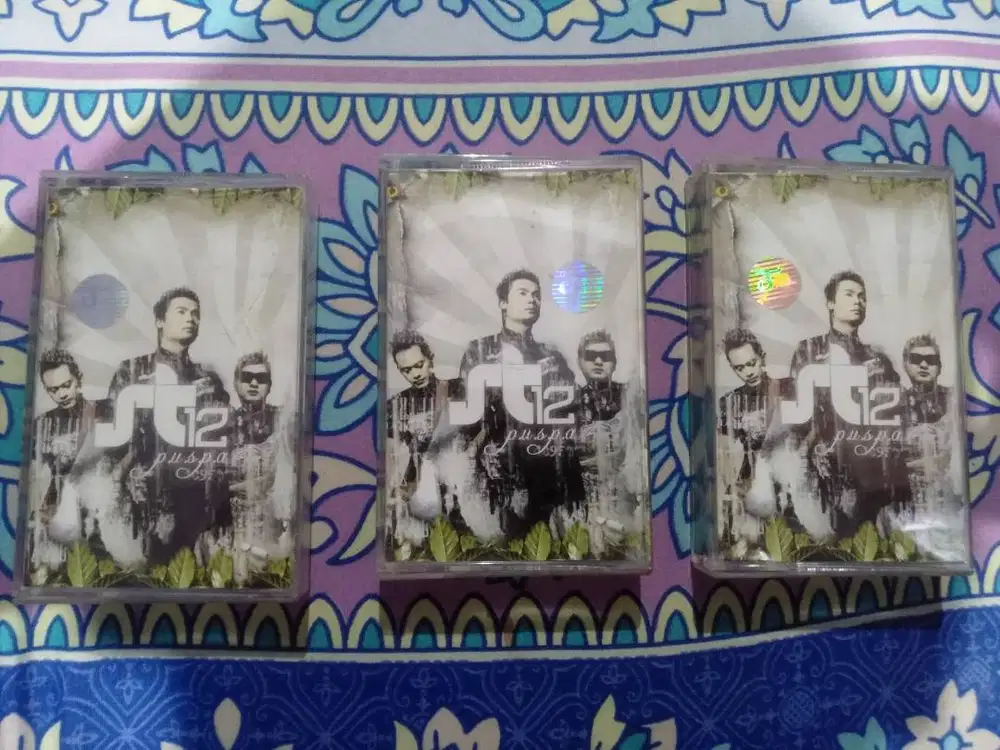Kaset Pita ST 12