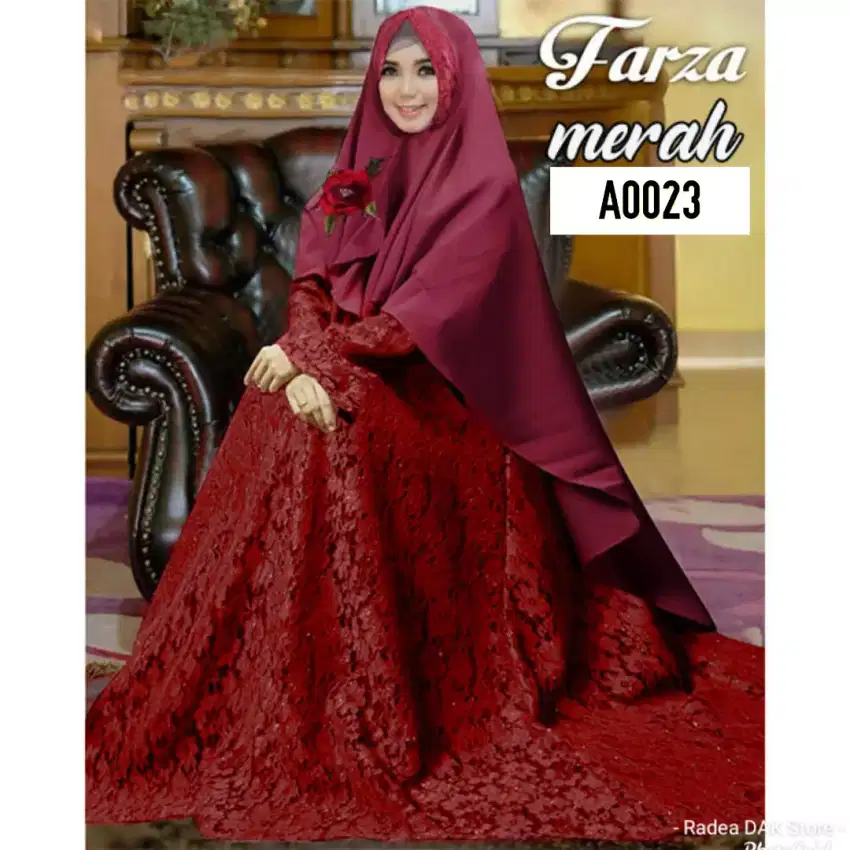 Baju hijab merah mewah