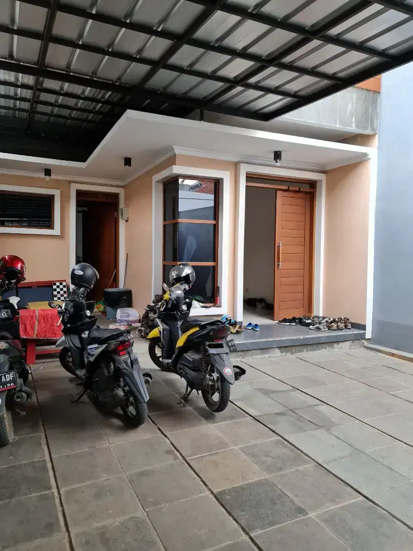 JL PADALESTARI SAYAP SETIABUDI BANDUNG RUMAH DIJUAL